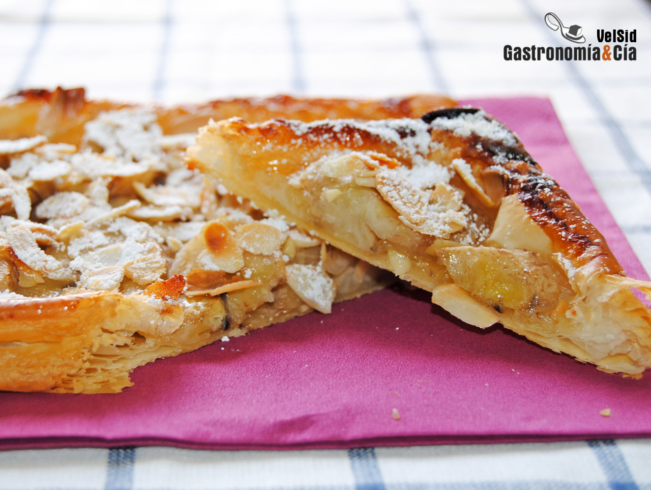 Tarta de plátano y sirope de arce