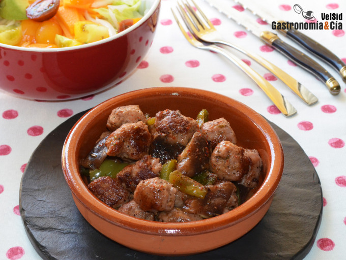 Butifarra ‘esparracada’ con pimientos y shiitake, está 