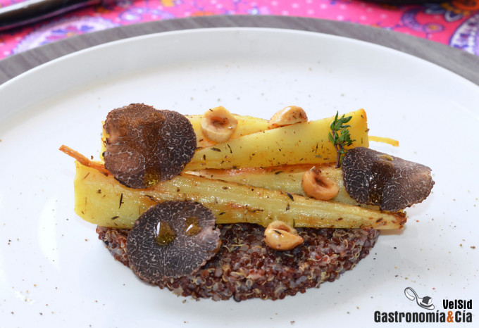 Chirivías con mantequilla y avellanas sobre quinoa con 