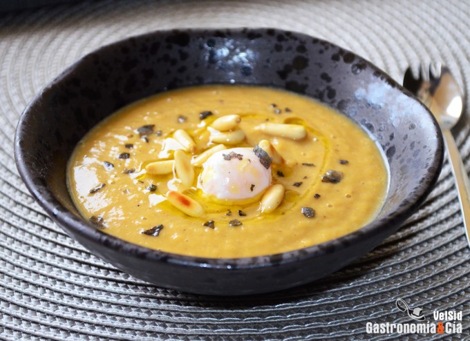 Crema de calabaza tostada con anís