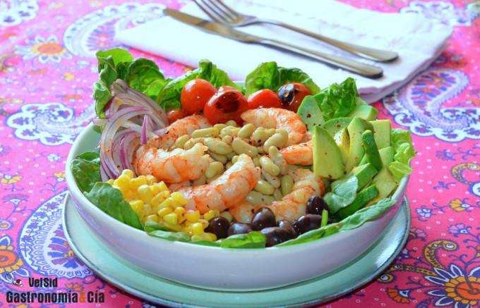 Ensalada de verdinas, gambas y espinacas