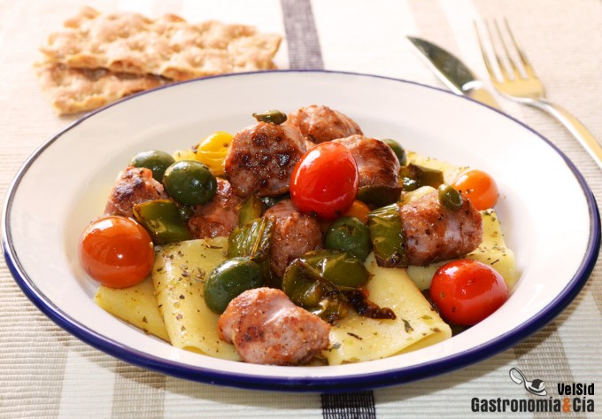 Schiaffoni con butifarra y pimientos verdes fritos