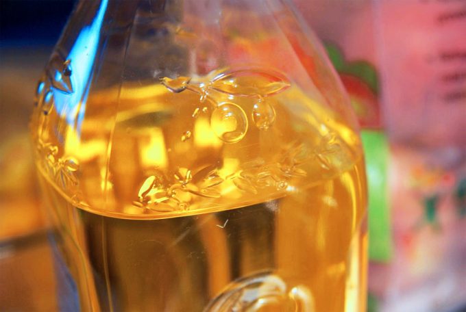El uso de aceite en spray está desaconsejado en sartenes antiadherentes